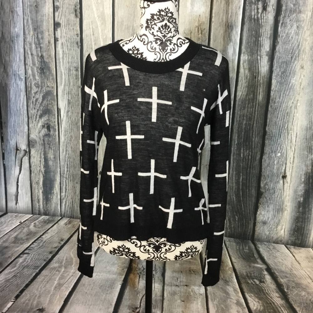 Black white cross long sleeve top size large